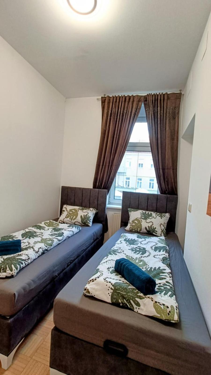 Near Schoenbrunn - Economy Rooms In Shared Apartment At Meidling Train Station Vienne Extérieur photo